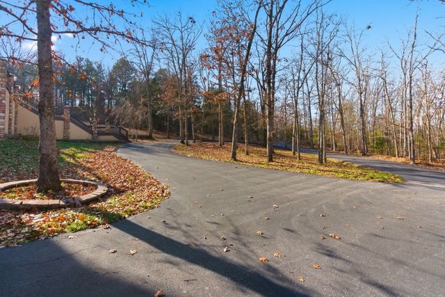 200 Barnes Lane, Branson, MO 65616