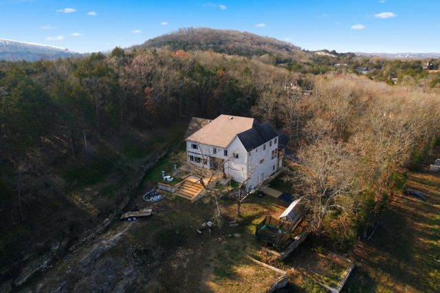 200 Barnes Lane, Branson, MO 65616