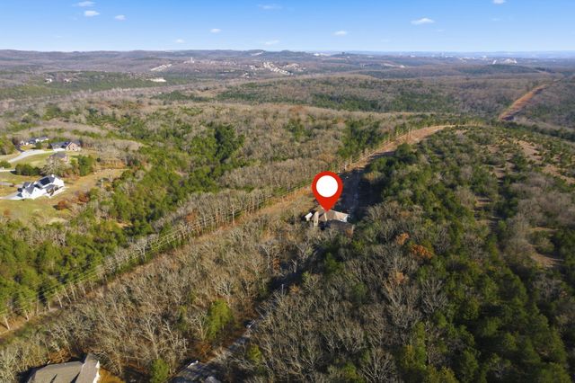 200 Barnes Lane, Branson, MO 65616