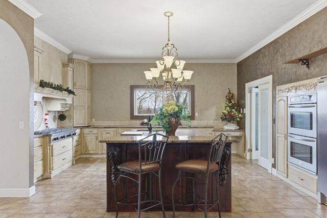 200 Barnes Lane, Branson, MO 65616