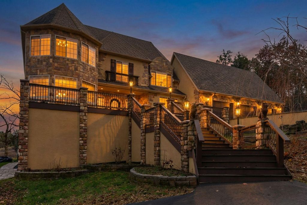 200 Barnes Lane, Branson, MO 65616