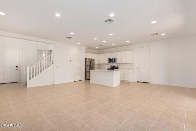 9909 E TAHOE Avenue, Mesa, AZ 85212