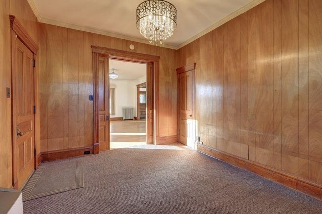 802 W 4th Street, Sterling, IL 61081