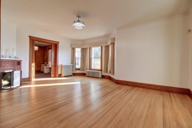 802 W 4th Street, Sterling, IL 61081