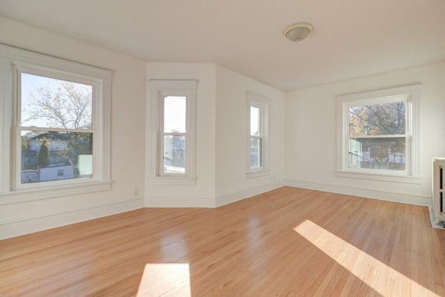 802 W 4th Street, Sterling, IL 61081