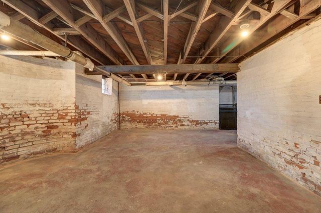 802 W 4th Street, Sterling, IL 61081