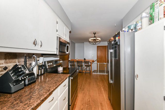 3455 E Cudahy AVENUE, Cudahy, WI 53110