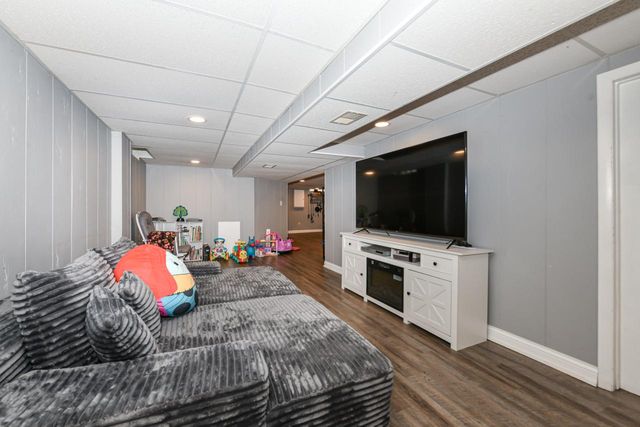 3455 E Cudahy AVENUE, Cudahy, WI 53110