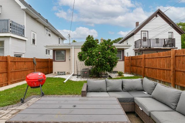 3455 E Cudahy AVENUE, Cudahy, WI 53110