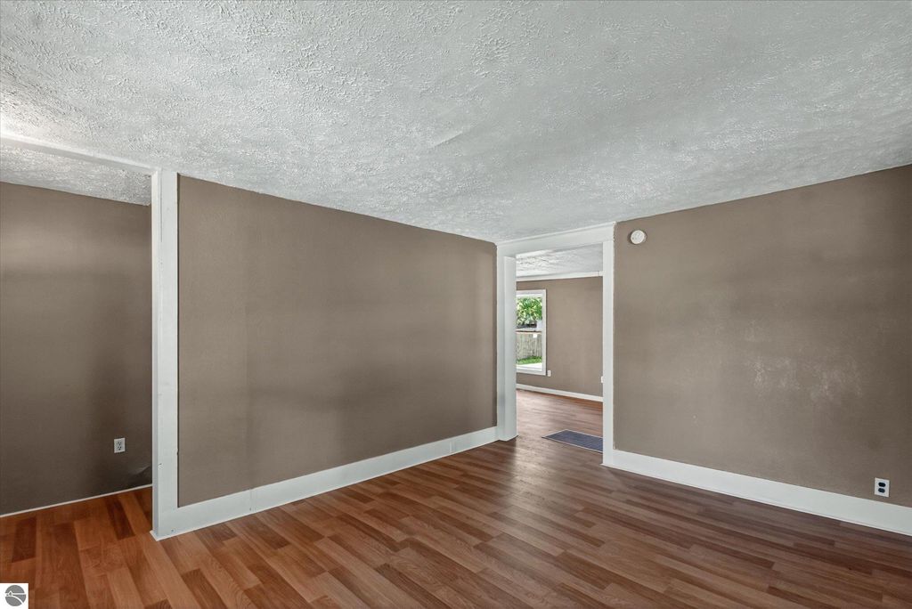 Image 13 of property listing at 110 E Tyrell Street, St Louis, MI 48880