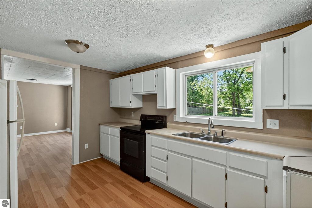 Image 17 of property listing at 110 E Tyrell Street, St Louis, MI 48880