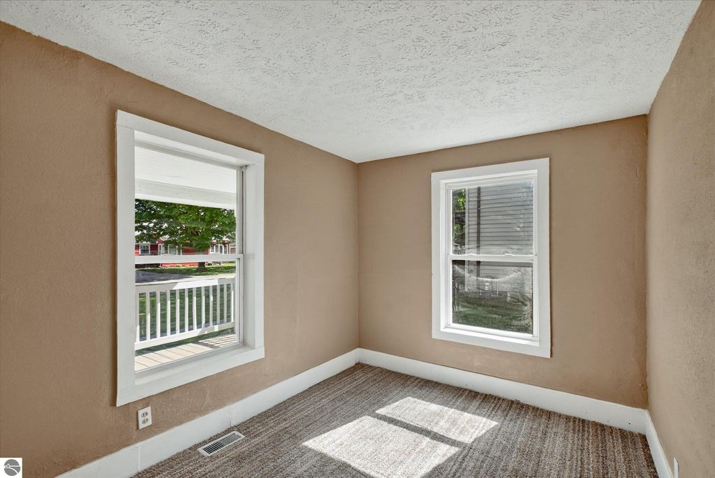 Image 23 of property listing at 110 E Tyrell Street, St Louis, MI 48880