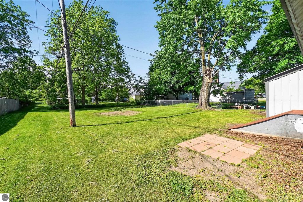 Image 36 of property listing at 110 E Tyrell Street, St Louis, MI 48880