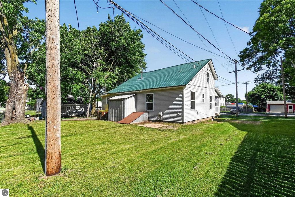 Image 38 of property listing at 110 E Tyrell Street, St Louis, MI 48880