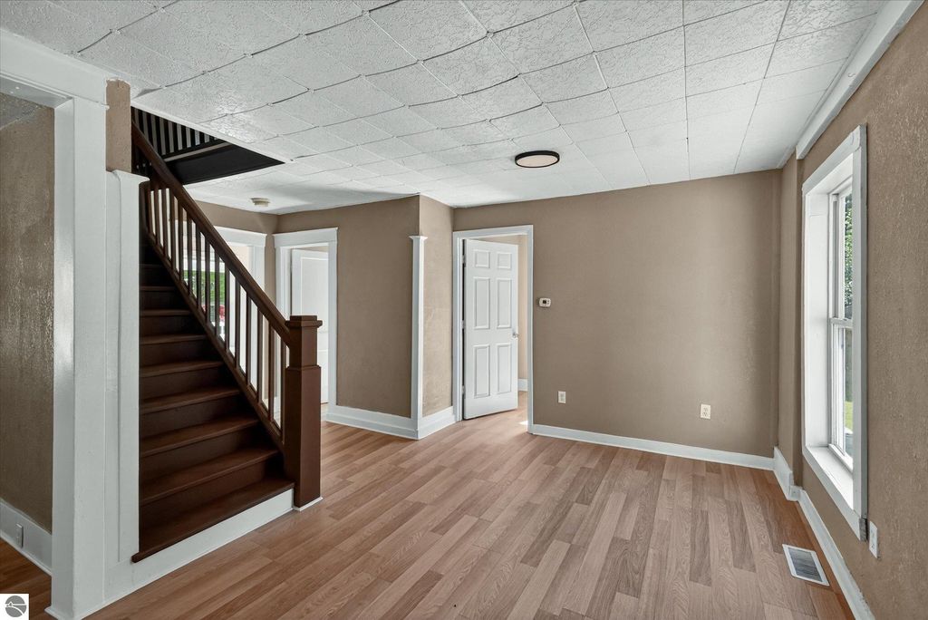 Image 9 of property listing at 110 E Tyrell Street, St Louis, MI 48880