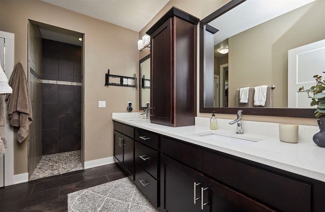 4722 152nd Street, Urbandale, IA 50323