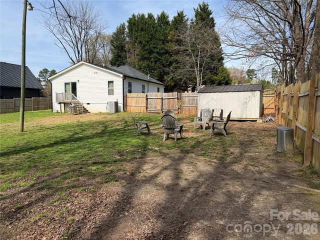 126 Laura Road, Mooresville, NC 28117