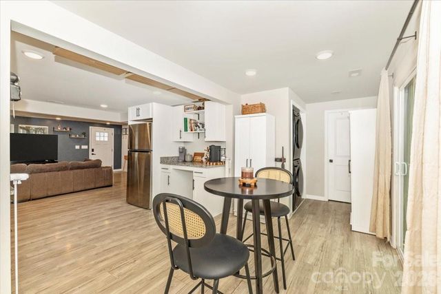 126 Laura Road, Mooresville, NC 28117