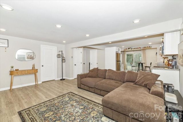 126 Laura Road, Mooresville, NC 28117