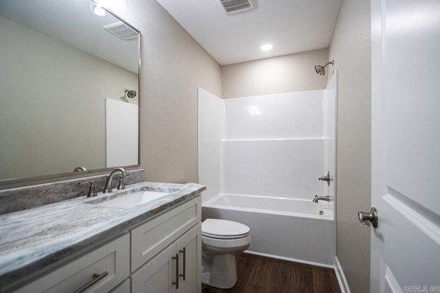 1117 Duke Drive, Bauxite, AR 72011