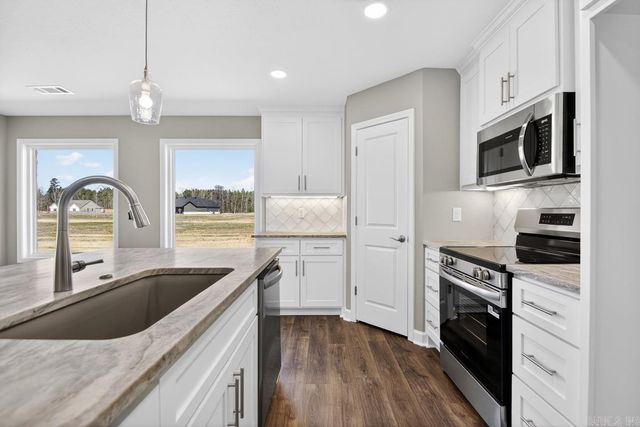 1117 Duke Drive, Bauxite, AR 72011