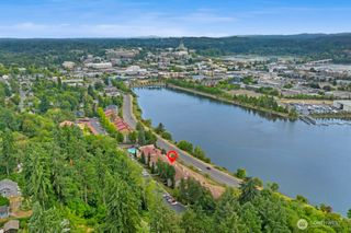 920 East Bay Drive NE #3C302, Olympia, WA 98506