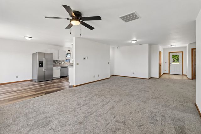 1111 Oak Street, Guthrie Center, IA 50115