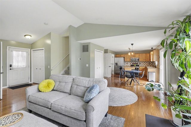 7377 Essex Drive, Ypsilanti, MI 48197