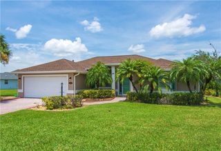 1025 Southlakes Way SW, Vero Beach, FL 32968
