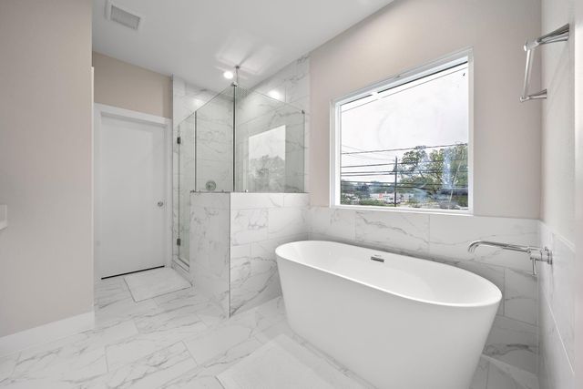 8672 Easthaven Boulevard, Houston, TX 77075