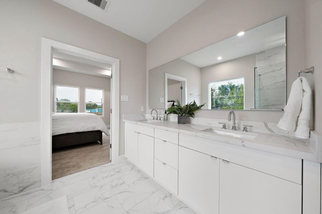 8672 Easthaven Boulevard, Houston, TX 77075