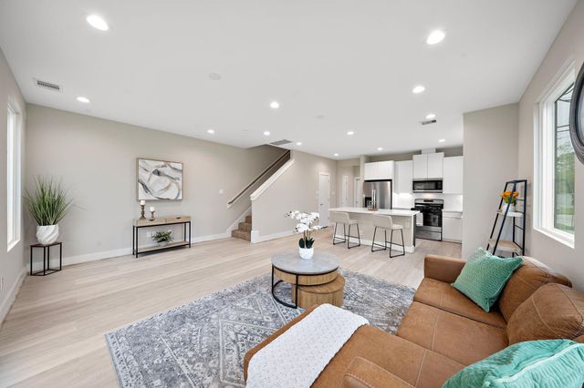 8672 Easthaven Boulevard, Houston, TX 77075