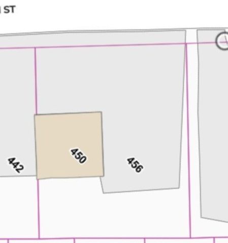456 Franklin St, Worcester, MA 01604