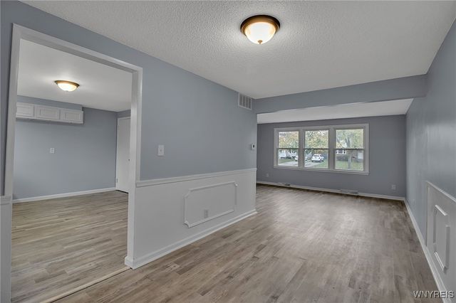 228 Glenhaven Drive, Amherst, NY 14228