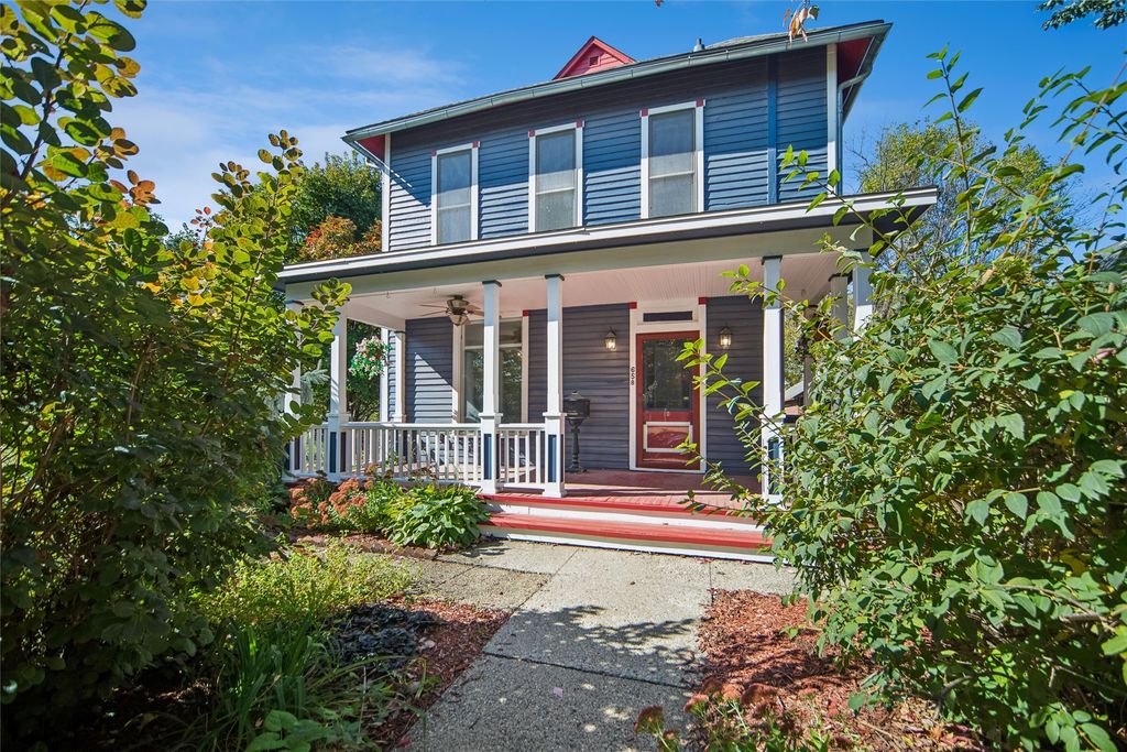 658 20th Street, Des Moines, IA 50314