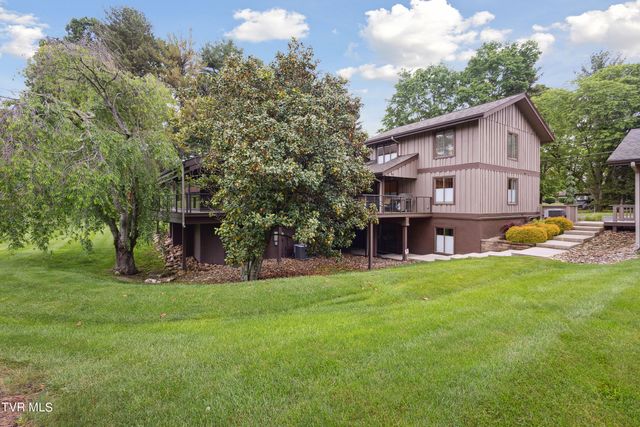 72 Fairway Drive, Bristol, TN 37620