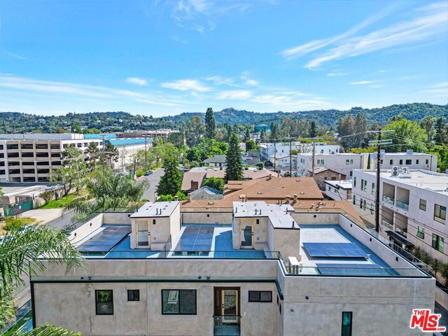 4329 Radford Avenue 2, Studio City, CA 91604