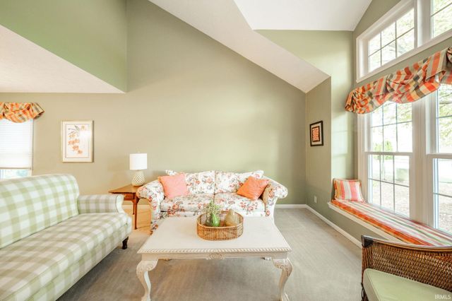 7689 Willow Ridge, Fishers, IN 46038