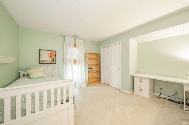 7689 Willow Ridge, Fishers, IN 46038