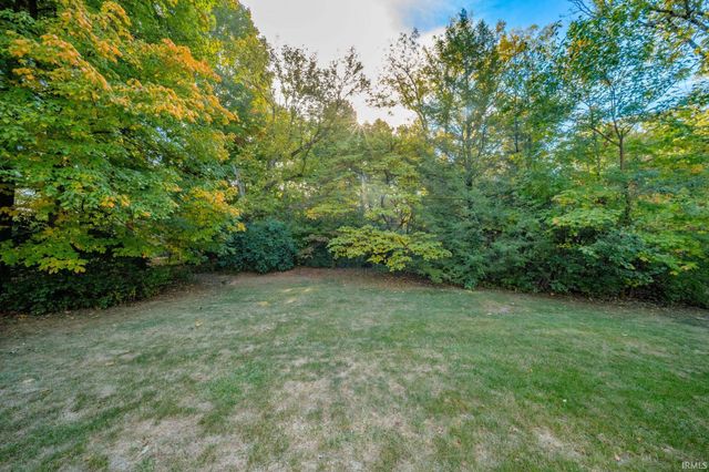 7689 Willow Ridge, Fishers, IN 46038