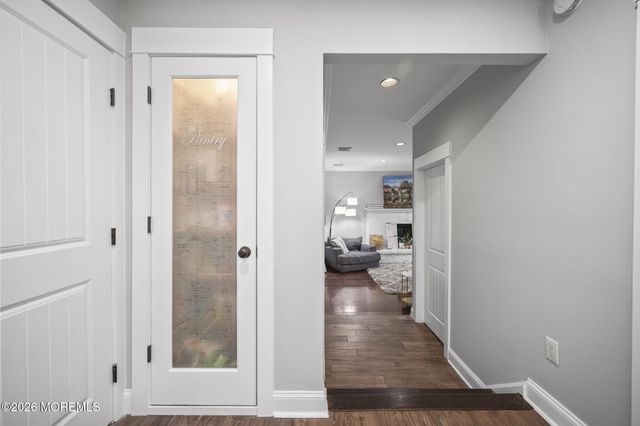 4 Friar Lane, Manalapan, NJ 07726