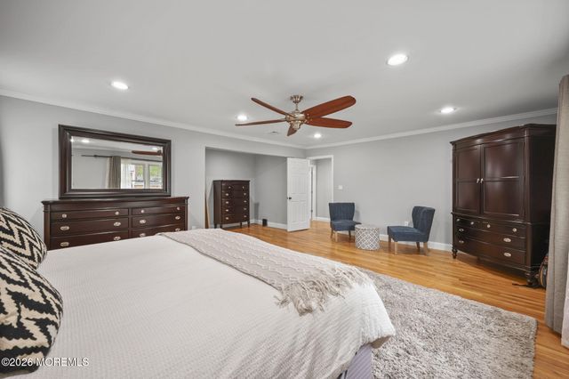 4 Friar Lane, Manalapan, NJ 07726