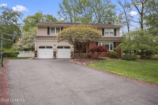 4 Friar Lane, Manalapan, NJ 07726