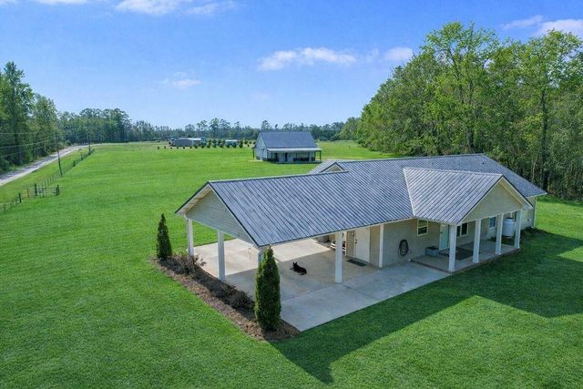 4382 Watermill Rd., Mullins, SC 29574