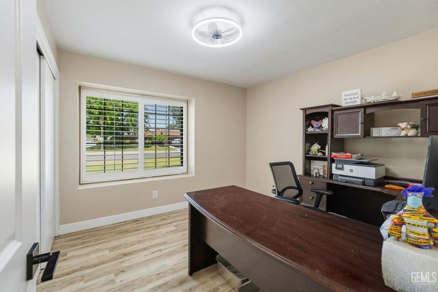 6901 inwood dr, Bakersfield, CA 93309