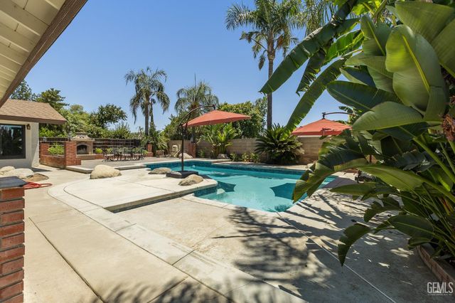 6901 inwood dr, Bakersfield, CA 93309