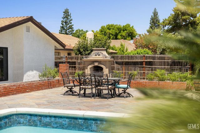 6901 inwood dr, Bakersfield, CA 93309