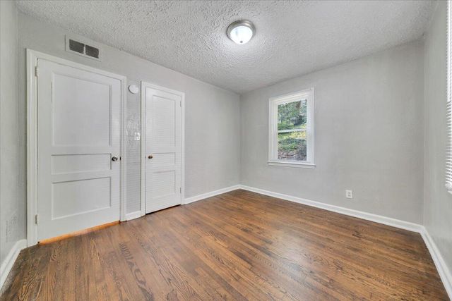 66 Forest Hill AVE, Roanoke, VA 24012