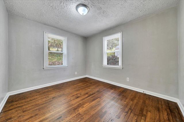 66 Forest Hill AVE, Roanoke, VA 24012