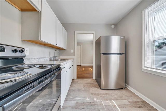 66 Forest Hill AVE, Roanoke, VA 24012